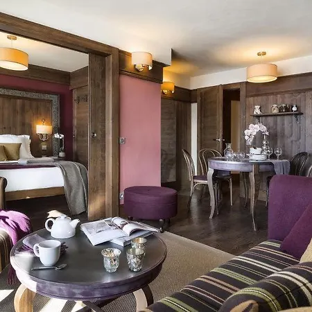 Sleeps 4 Pool Wifi Lägenhet